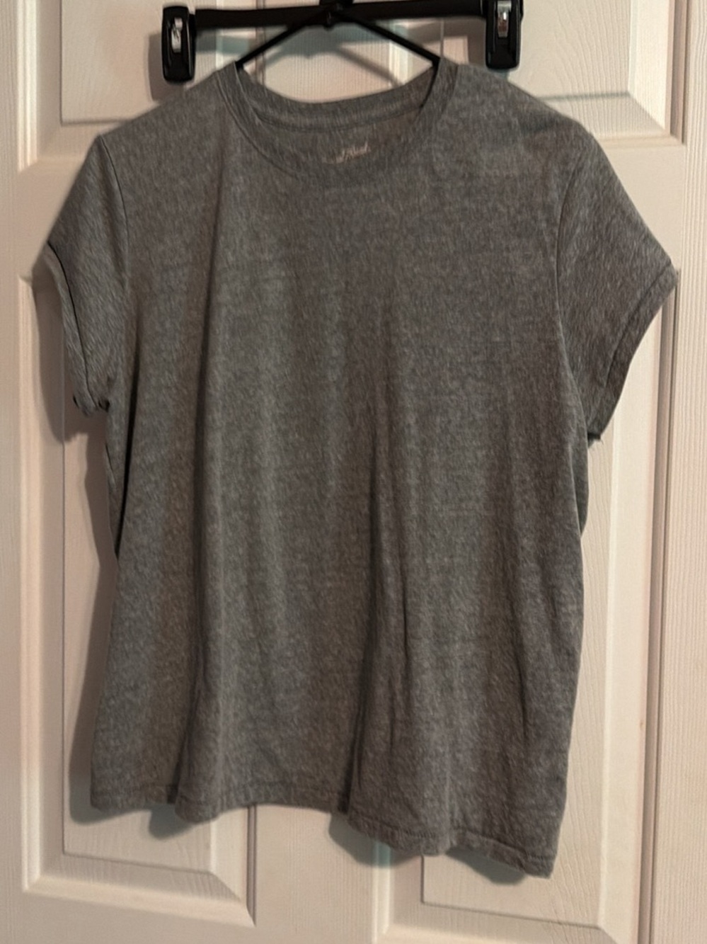 Universal Thread Gray Crewneck Short Sleeve Tee